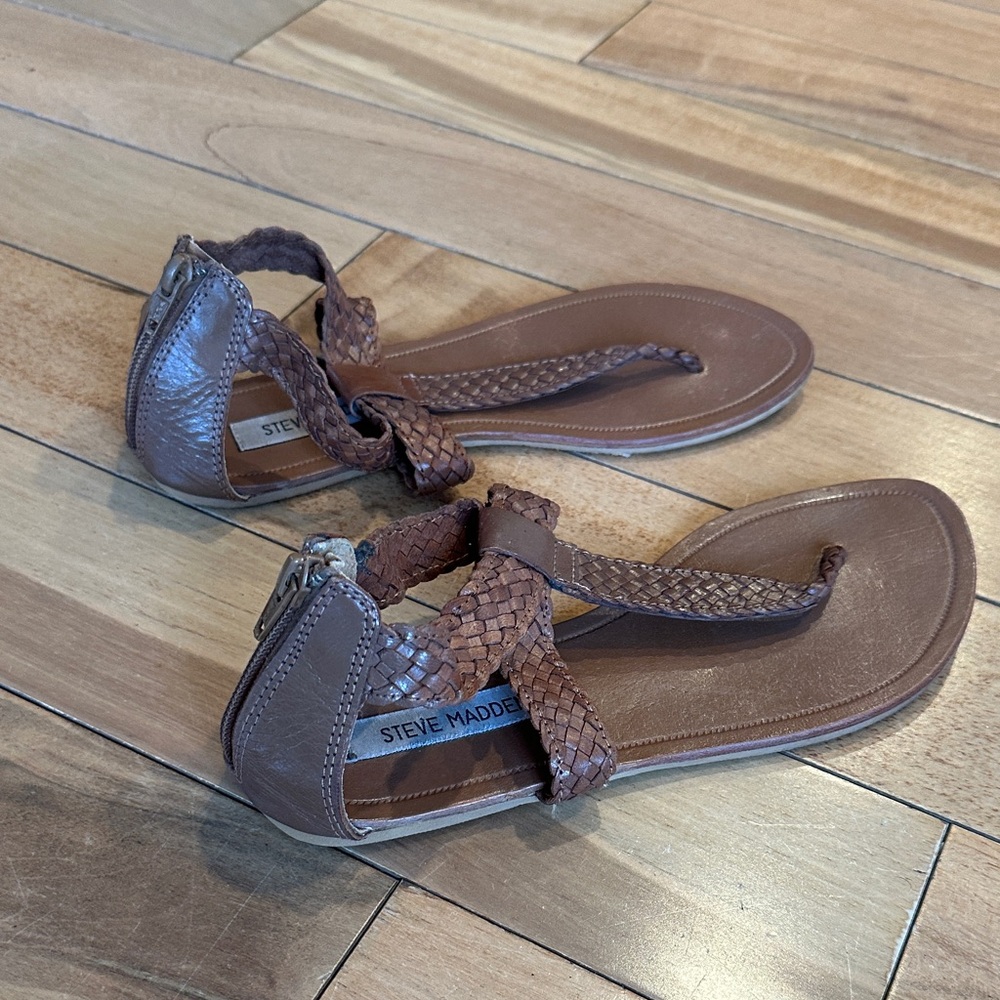 Steve Madden Brown Braided Leather Thong Sandals